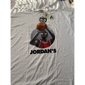 Vintage Nike 1995 Michael Jordan He's Back #45 T-Shirt